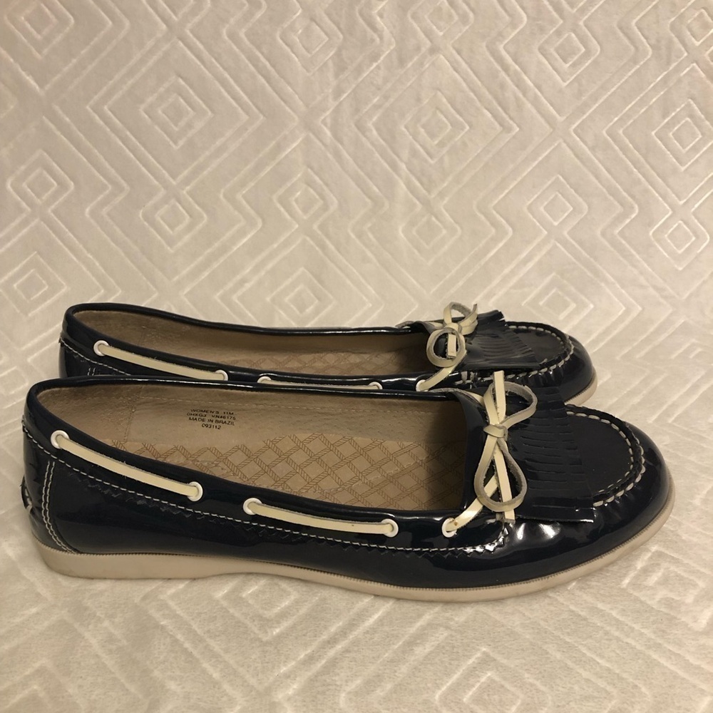 LL Bean Woman’s blue loafers Size 11 medium